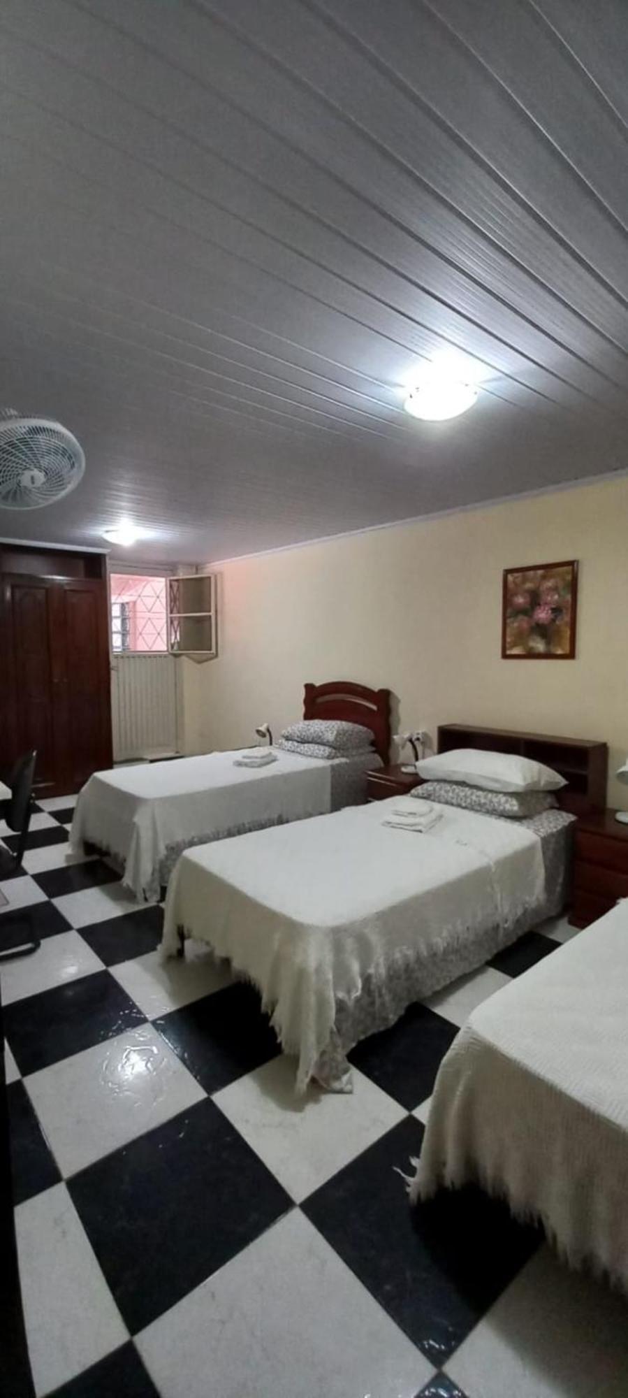 Kzazendf Cama E Cafe Asa Sul Panzió Brazíliaváros Kültér fotó