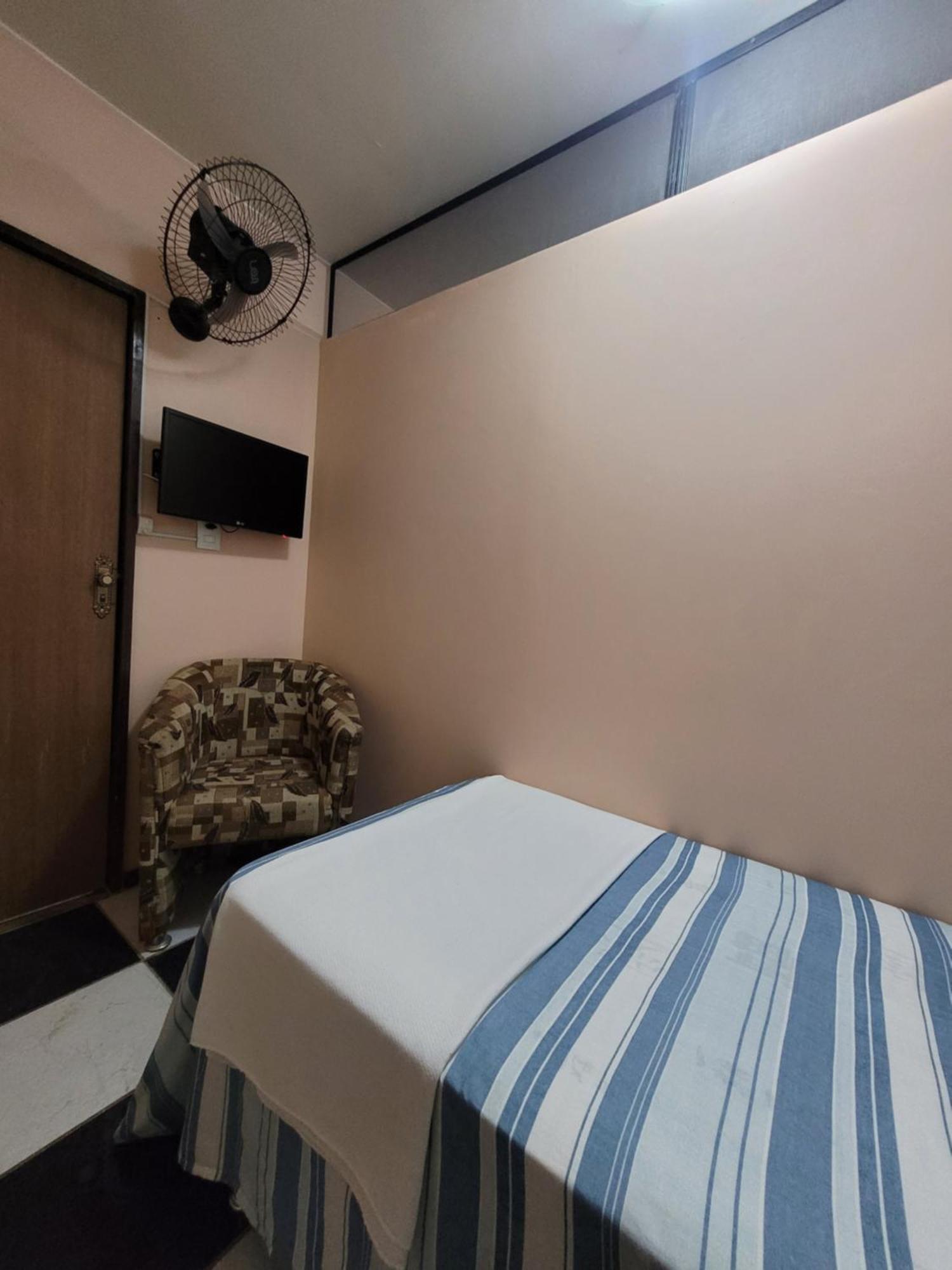 Kzazendf Cama E Cafe Asa Sul Panzió Brazíliaváros Kültér fotó