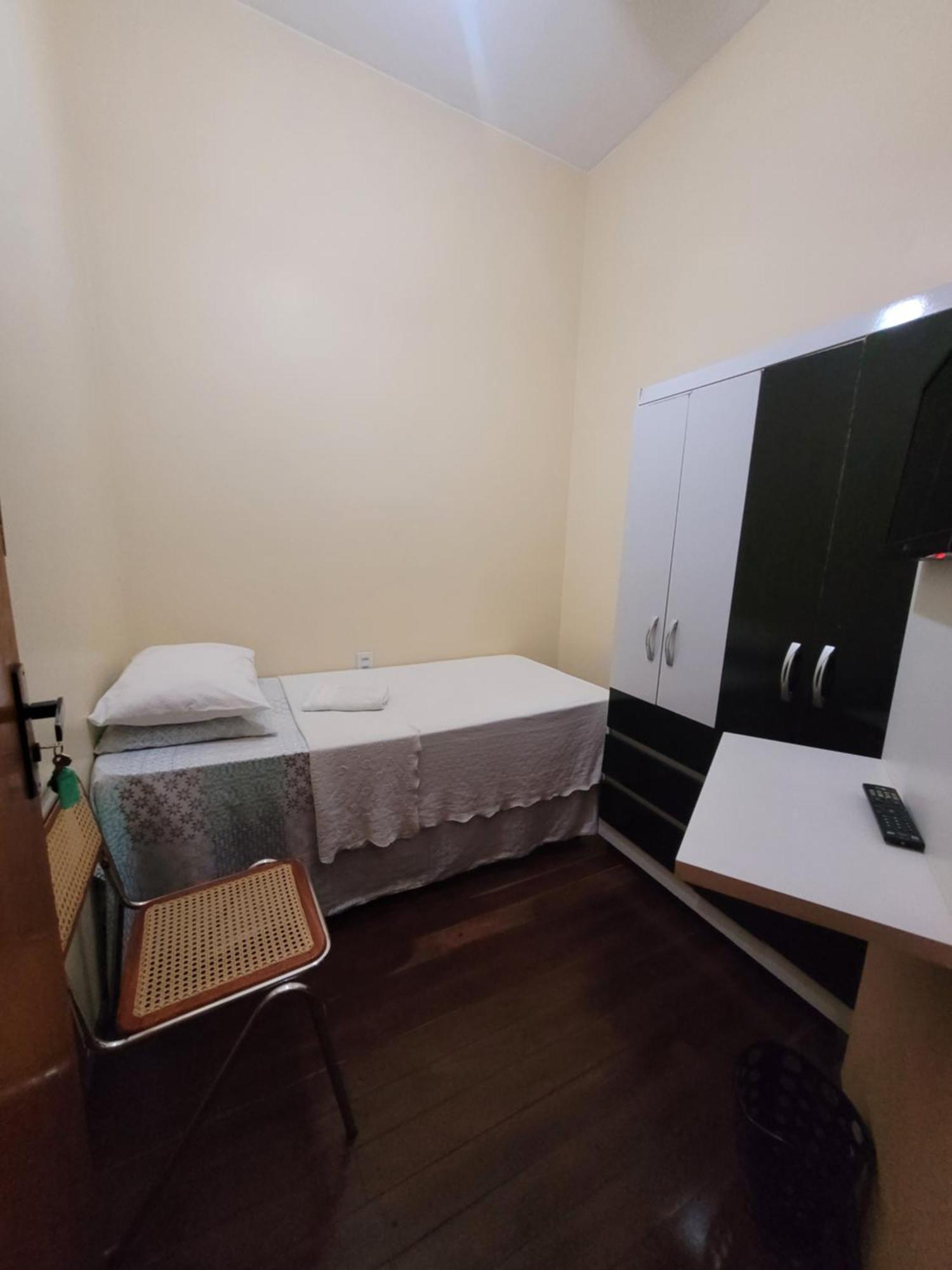 Kzazendf Cama E Cafe Asa Sul Panzió Brazíliaváros Kültér fotó